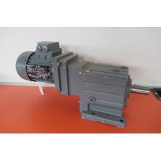 11,4 RPM  0,12 kW Asmaat 25 mm. UNUSED 